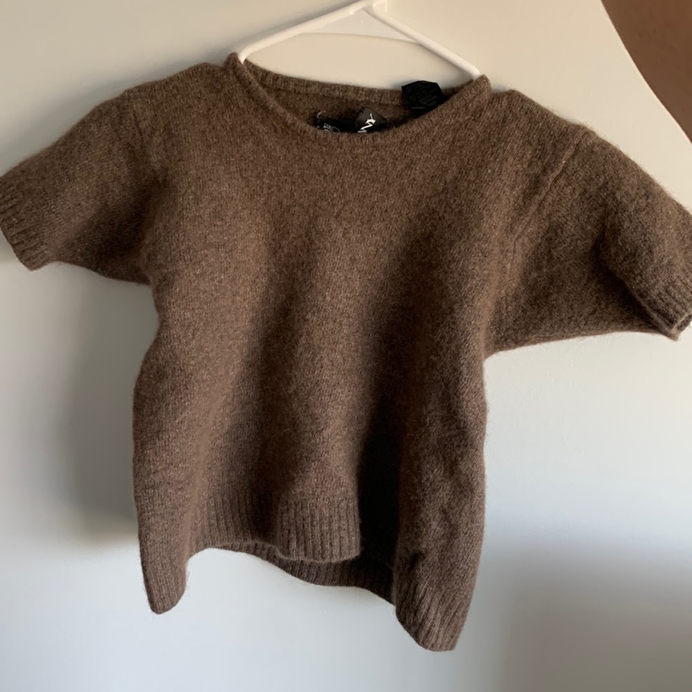XS Short Sleeve Light Brown 
‘Company’ Ellen Tracy